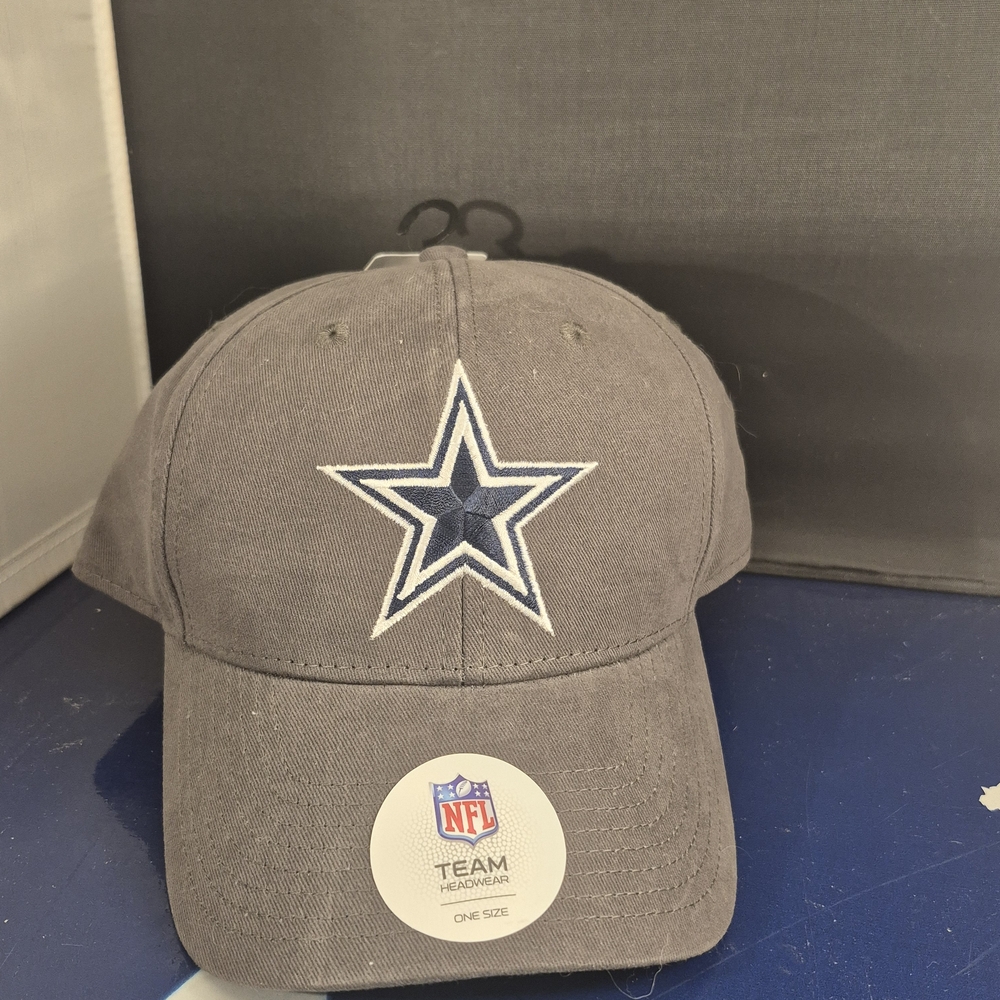 NFL Gray Dallas Cowboys Star Cap with Navy Accent